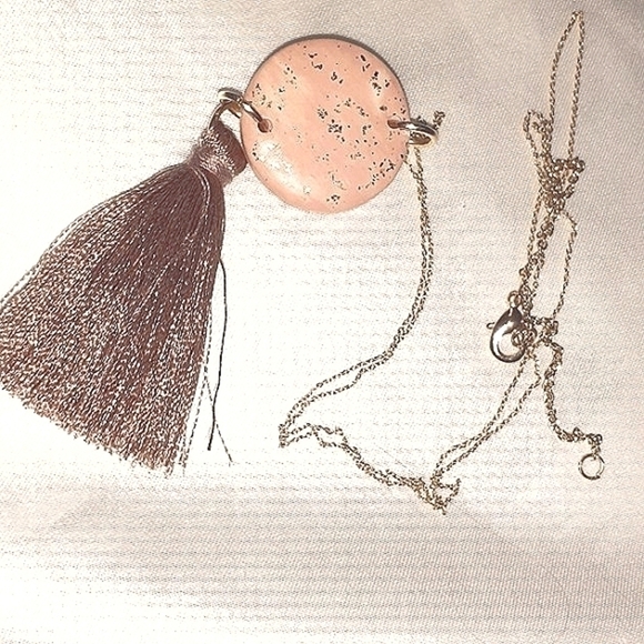 PINK Pendant on a DAINTY Chain - Picture 1 of 9